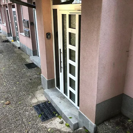 Modern Center Studio Under The Castle Ii Free Parking Apartment Ljubljana