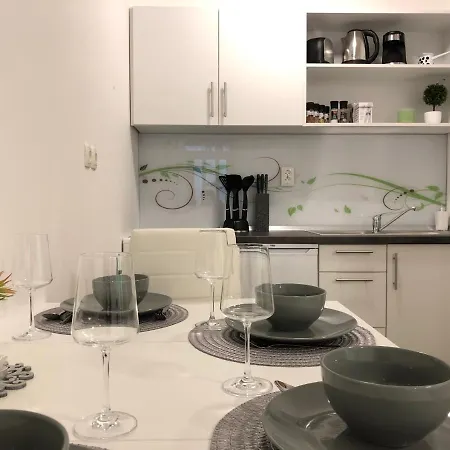 Modern Center Studio Under The Castle Ii Free Parking Apartment Ljubljana